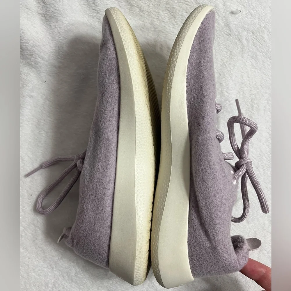 Allbirds women’s size 9 Tree Runners liliac purple wool sneakers